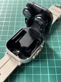 ワイヤレスイヤホン内蔵スマートウォッチ