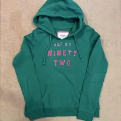 Abercrombie & Fitch グリーンパーカー M