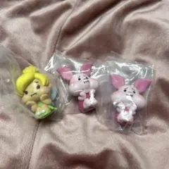 ディズニーガチャガチャ　ピグレット　ティンカーベル　すねてマスフィギュア