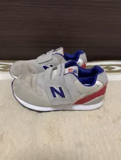 New Balance 996 キッズシューズ グレー/ネイビー/16.5