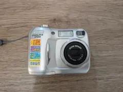 Nikon COOLPIX 2100 本体のサムネイル
