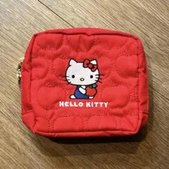 【新品】ハローキティ キルティングポーチ 赤 HELLO KITTY サンリオ