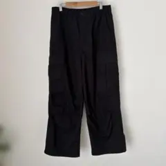 GUスーパーワイドカーゴパンツ　ブラック　Mサイズ