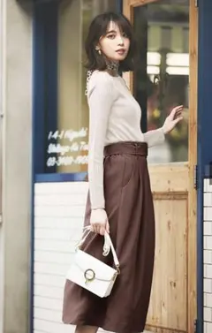 グレイル　スクエアリブトップス