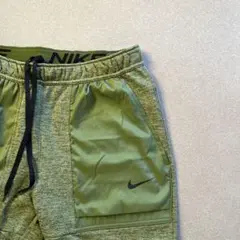 NIKE トレーニングパンツ ジョガーパンツ カーキのサムネイル
