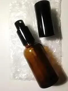 遮光　ガラス瓶　スプレーボトル　30ml　３個セット　送料無料