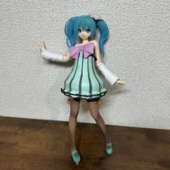 初音ミク カラフルドロップ スーパープレミアムフィギュア