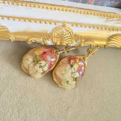 【ハンドメイド】絵画のようなお花のピアス