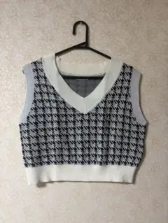 ハウンドトゥース柄ニットベスト