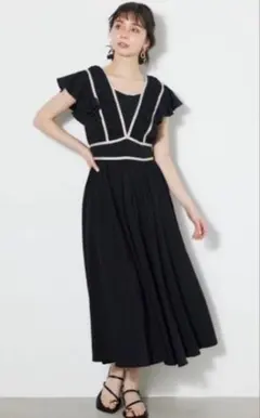 リエンダ　ワンピース トリミングテープギャザーフレアワンピース