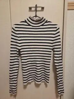 ストライプ タートルネック セーター Mサイズ