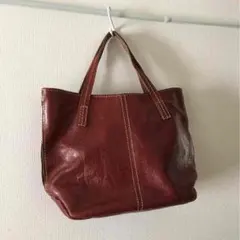 革製ハンドバッグ