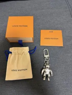 LOUIS VUITTON ポルトクレ アストロノート キーホルダーのサムネイル