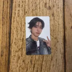 StrayKids スキズ　Hollow日本アルバム 通常盤 特典トレカ　ハン