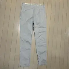 ライトグレー スリムフィット チノパン