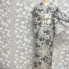 正絹 本場白大島紬 花草模様