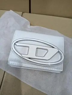 DIESEL ディーゼル 三つ折り財布 ホワイトのサムネイル
