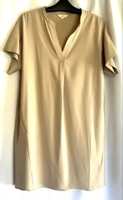 【夏最終SALE】ベージュ Vネック 半袖チュニック