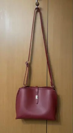 ショルダーバッグのサムネイル