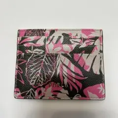FURLA フルラ　花柄カードケース ピンク　新品未使用