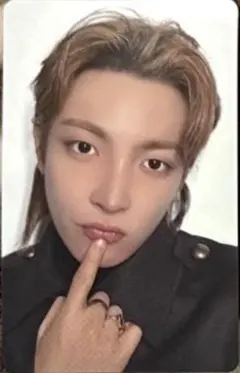 ATEEZ HMV ラキロト トレカ ホンジュン