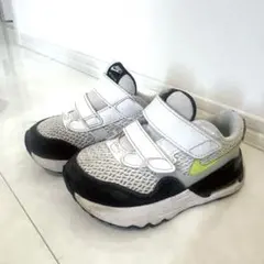 Item thumbnail for item 0eb96f6b-994e-4dd3-a8da-f3a261f2d11e