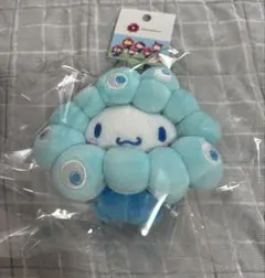 新品未開封) ミャクミャク シナモロール 大阪万博 限定 カラビナ付きマスコット