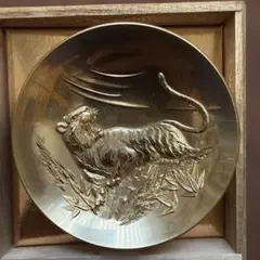 金盃 虎　縁起物 木箱入り 24KGP金属工芸品