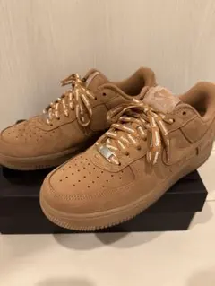 Nike Air Force 1 ブラウン スニーカー