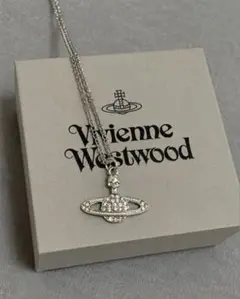 Vivienne Westwood ネックレス