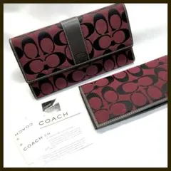 美品✨　COACH コーチ　長財布　三つ折り　シグネチャー　レッド系