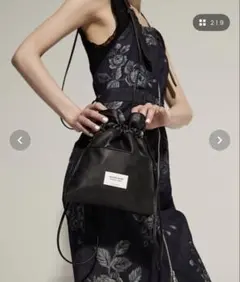 巾着バッグ レザー