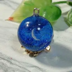 651.宇宙玉ハンドメイドレジンアクセサリー