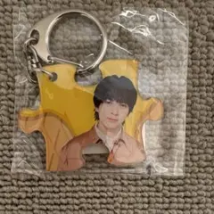 吉田仁人　M!LK M!X アクリルキーホルダー パズル型