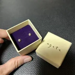 ダイヤモンド ピアス(両耳用)