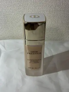 Dior プレステージ ホワイト ル プロテクター UV ルミエール BB 01