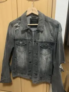 【値下げ】zara デニムジャケット　黒　ダメージ加工