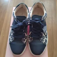 Item thumbnail for item 07fed349-632e-4daf-b114-13dc984d0d93