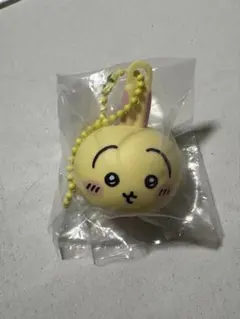 ちいかわ　リップキャップマスコット　うさぎ