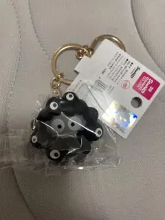 サンリオ　ミャクミャク　ハンギョドン　黒　キーホルダー