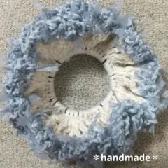 かぎ針編み＊プチリボンフリルのシュシュ