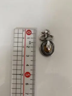 タイガーアイ　シルバー 蛇デザイン ペンダント
