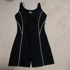 130センチ　水着　スピード　黒