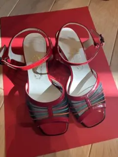 21.5 銀座ヨシノヤ　ストラップサンダル