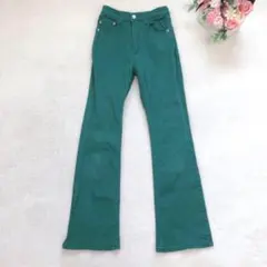 ページボーイ ストレッチパンツ カラーパンツ カジュアル セミフレア ボトム 緑