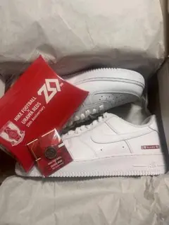 NIKE浦和レッズ WMNS AIR FORCE 1 '07レッド26.5cm