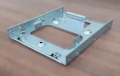 2.5→3.5インチHDD/SSD用マウンター