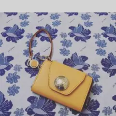 コンチョ付き多機能　キーケース・パスケースコインカード入れ 本革手縫い キャメル