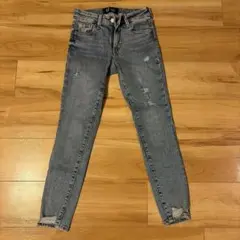 GAP UNIVERSAL LEGGING ダメージスキニージーンズ