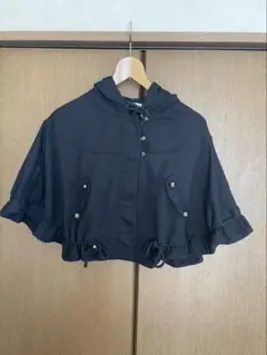 アクシーズファム　フリルケープ